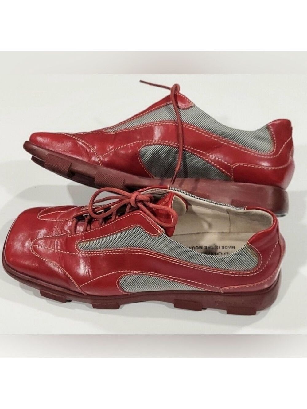 DONALD J PILNER SPORT WOMENS LACE UP  WALKING SHOE  RED & GREY